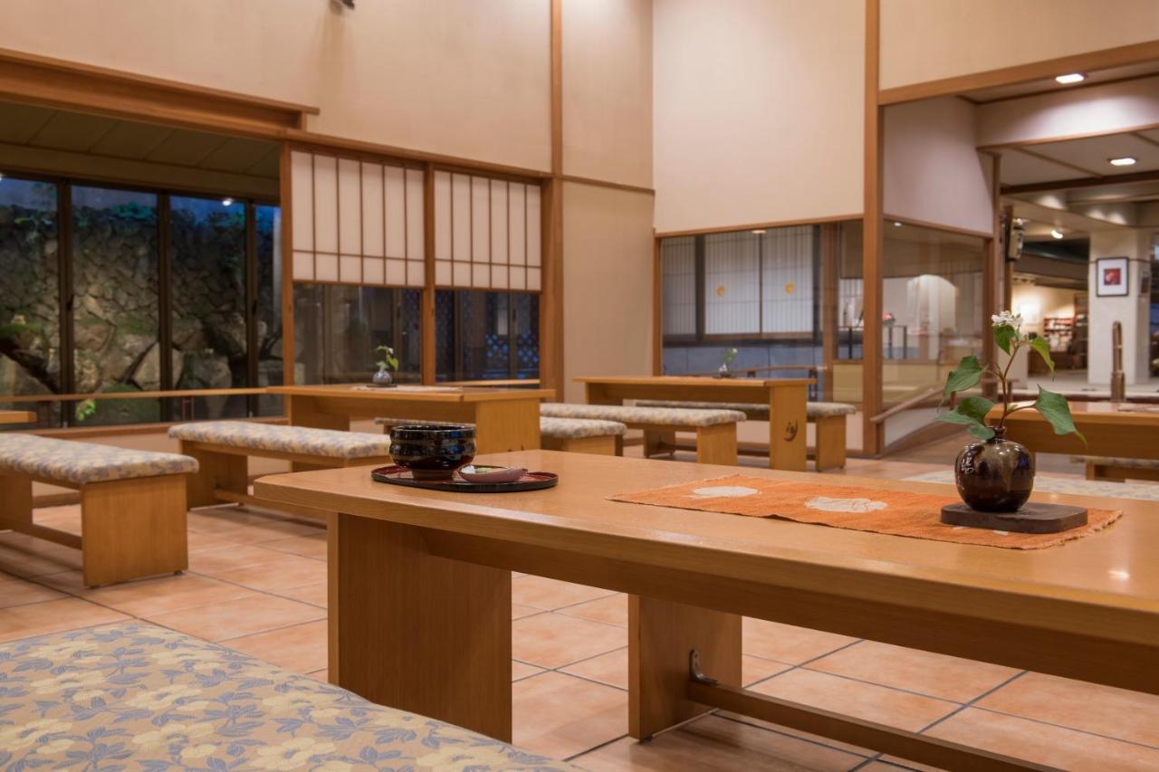 Hotel Shosenkaku Kagetsu Yuzawa  Zewnętrze zdjęcie